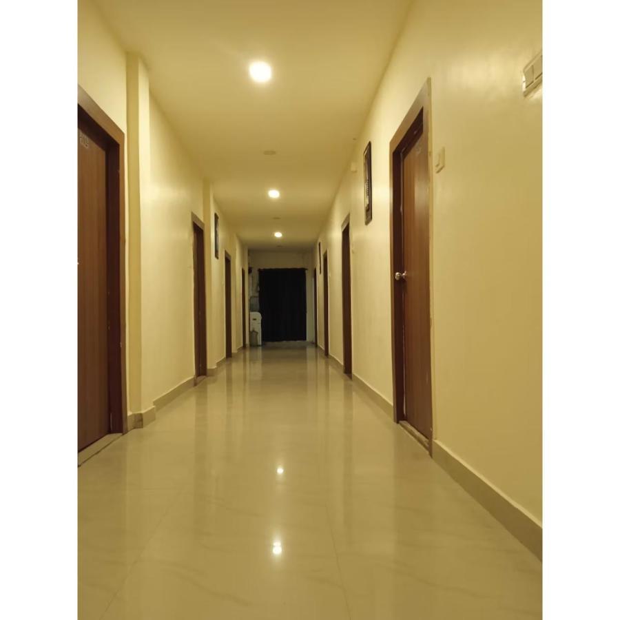 Hotel Meridian Grand Shamshabad Exterior photo